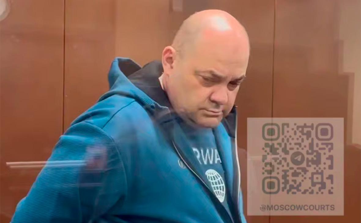 Экс-губернатора Курской области Алксея Смирнова взяли под стражу по делу о хищении